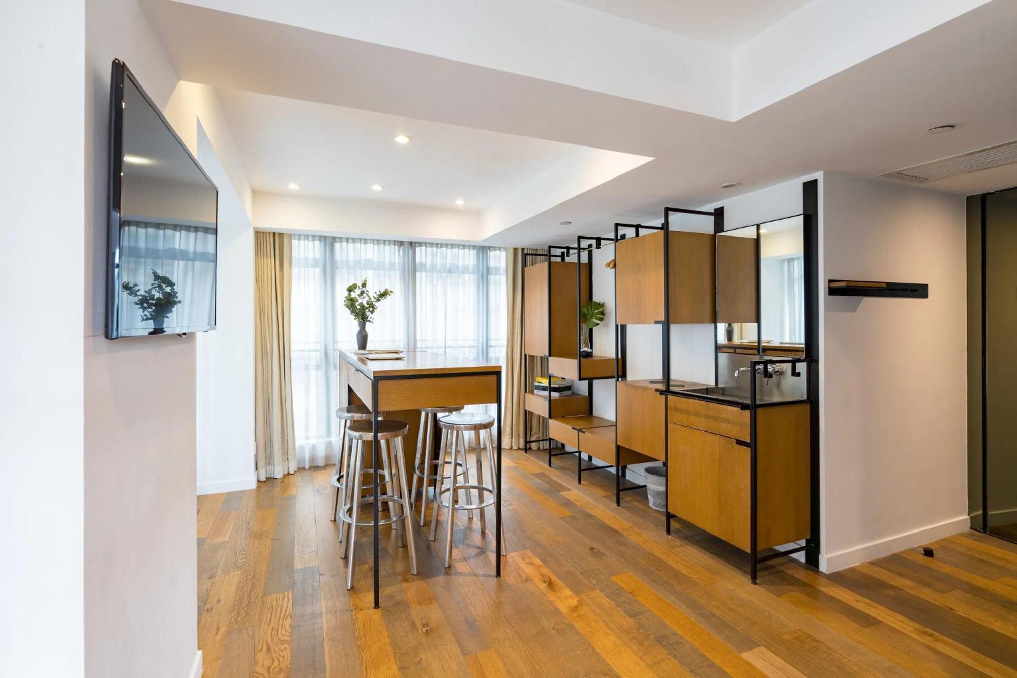 Habyt Austin Avenue Hong Kong Exterior photo