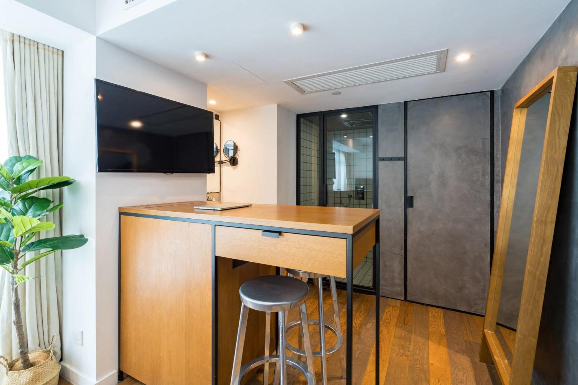 Habyt Austin Avenue Hong Kong Exterior photo