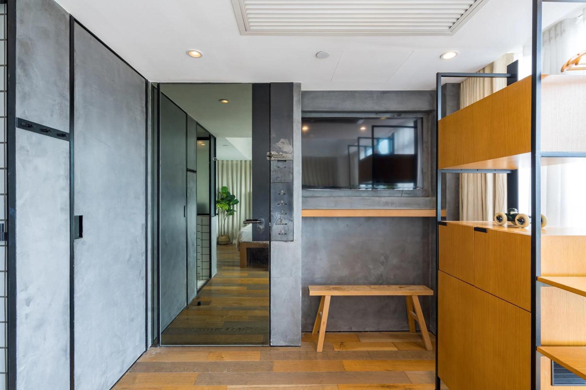 Habyt Austin Avenue Hong Kong Exterior photo